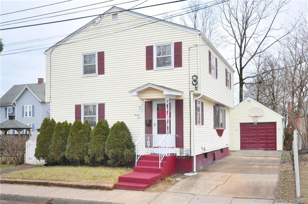 27 Chestnut Street - Photo 1