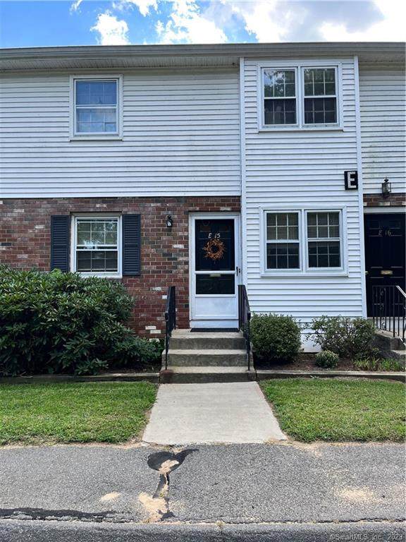15 Bradley Circle - Photo 1