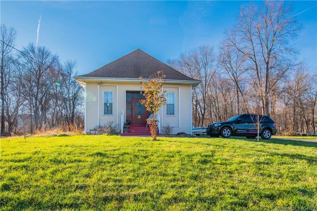 853 Palisado Avenue - Photo 1