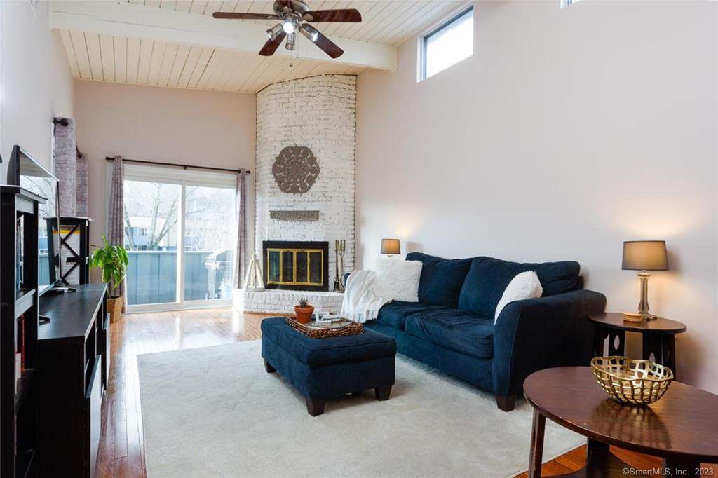 1185 Stratfield Road - Photo 1