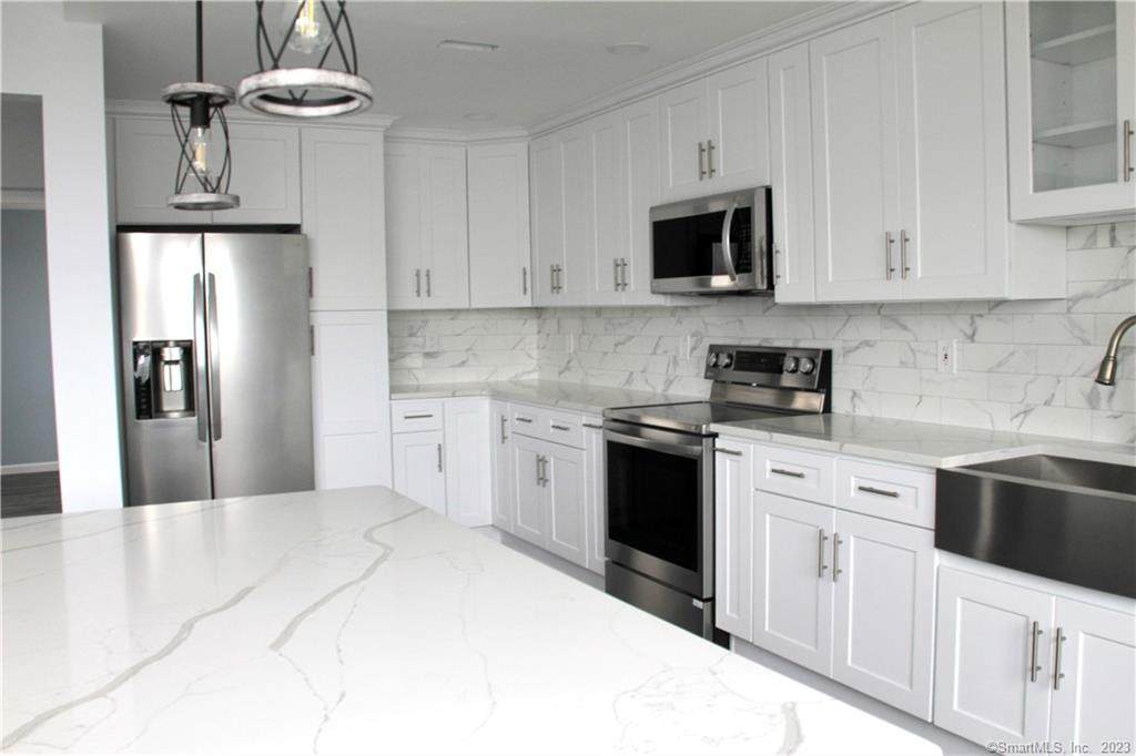 91 Stowe Avenue - Photo 1