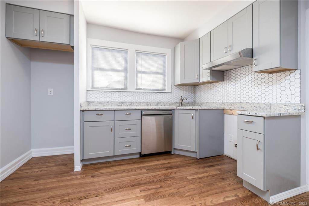 310 Hamilton Avenue - Photo 1