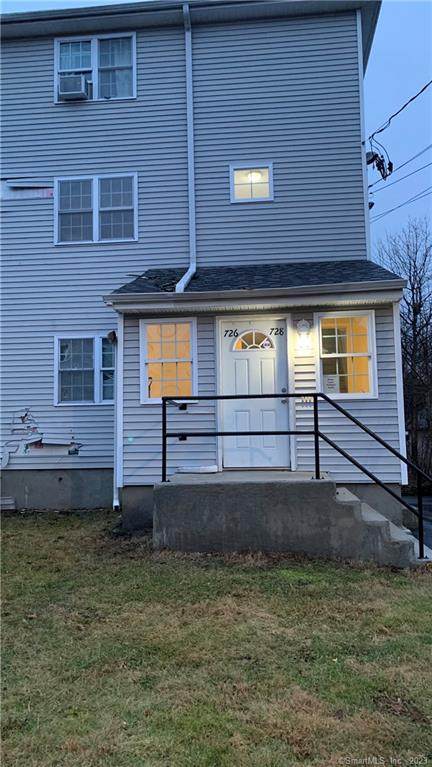 726 East Street - Photo 1