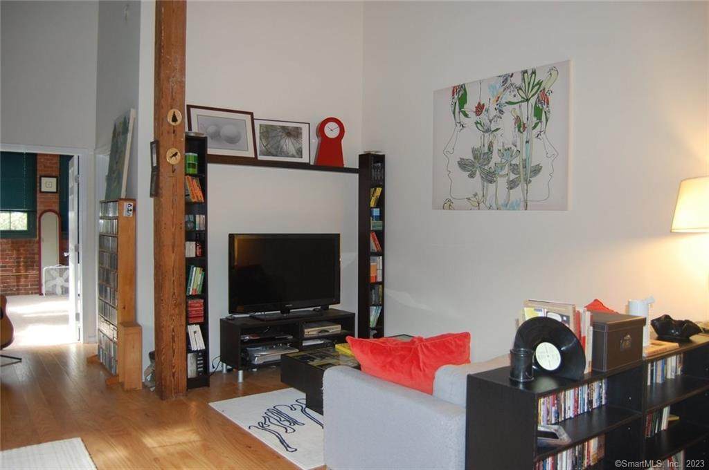 25 Grand Street - Photo 1