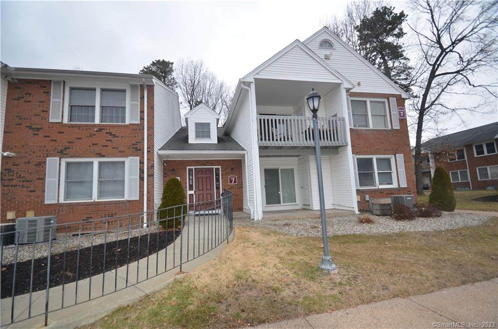 7 Concorde Way - Photo 1