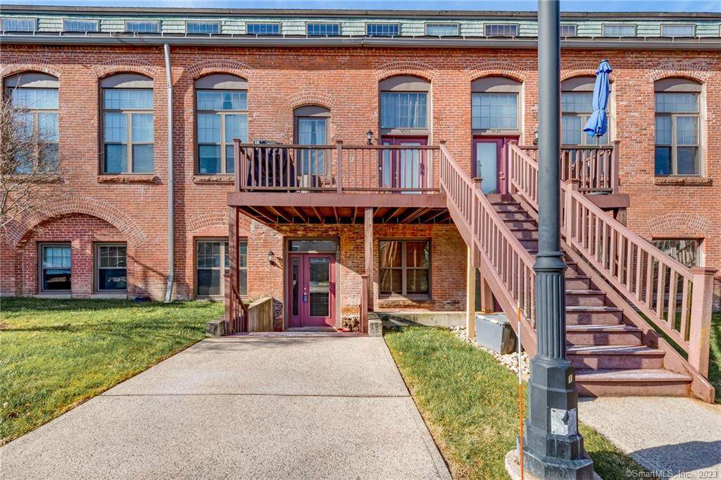 33 Mechanic Street - Photo 1