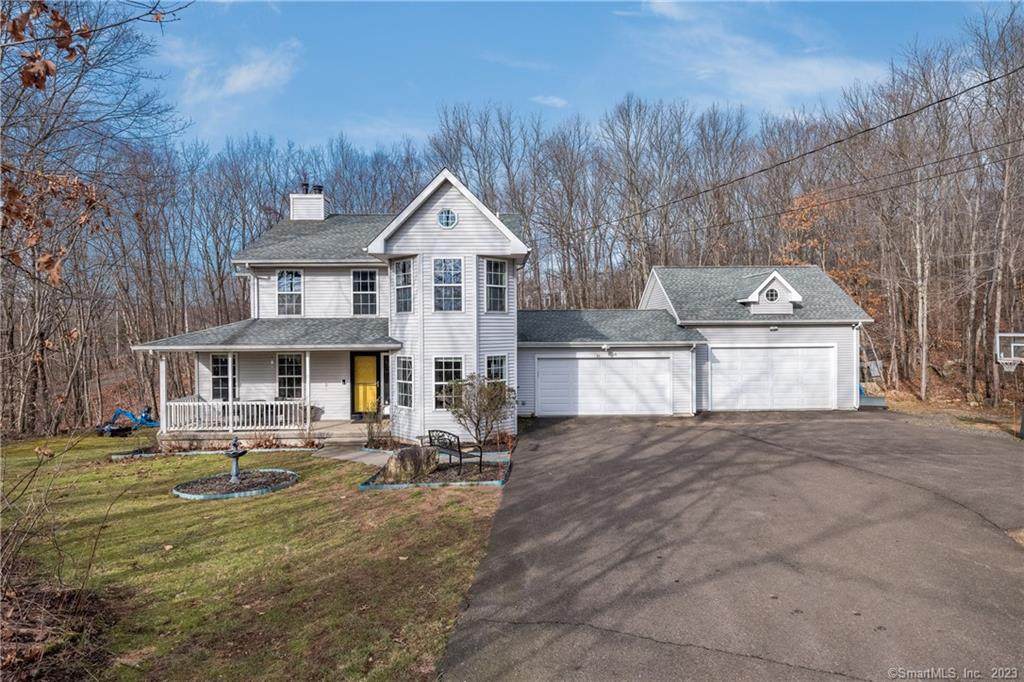 31 Lakewood Drive - Photo 1