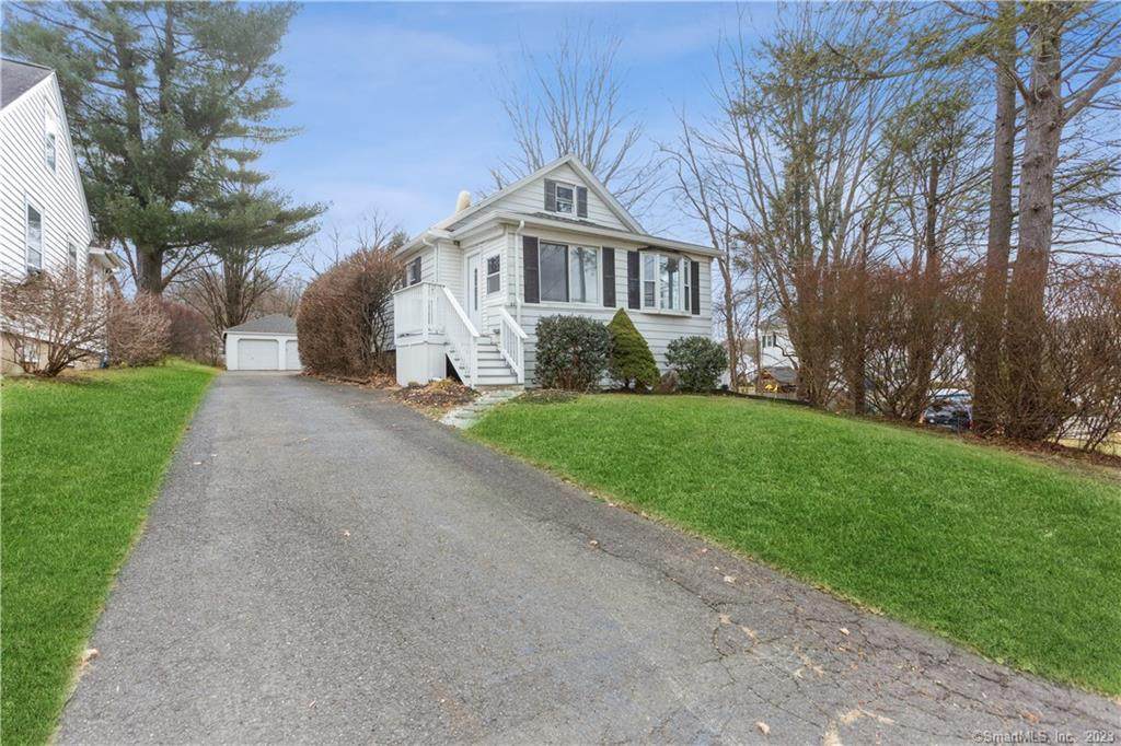 22 Bellewood Avenue - Photo 1
