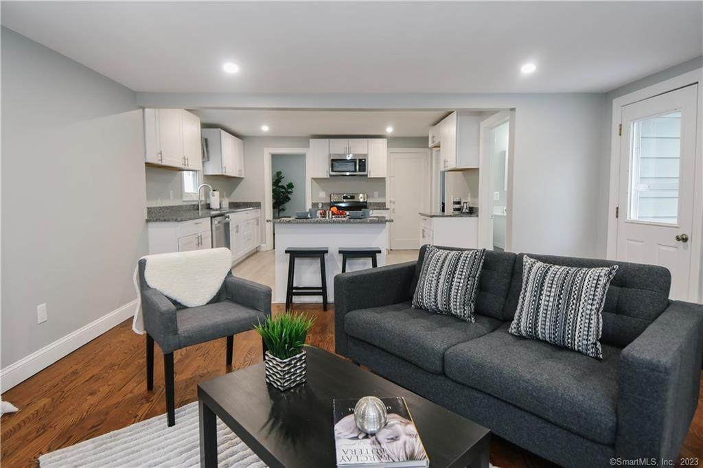 215 Porter Avenue - Photo 1