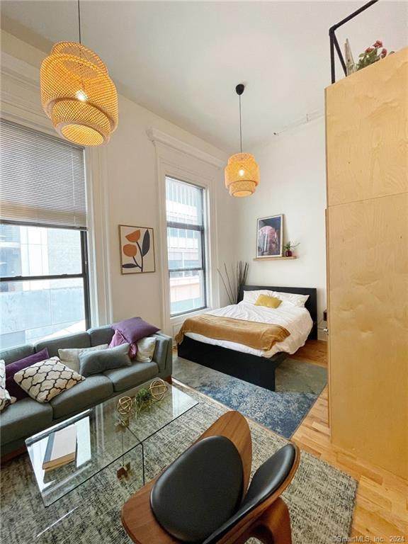 139 Orange Street - Photo 1
