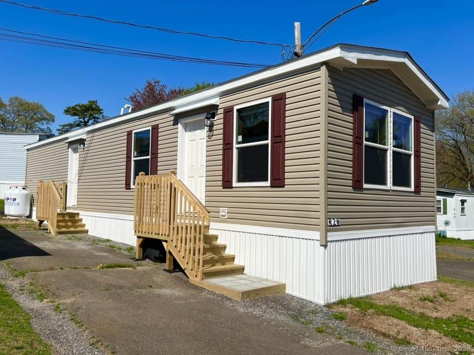 325 Kelly Road - Photo 1