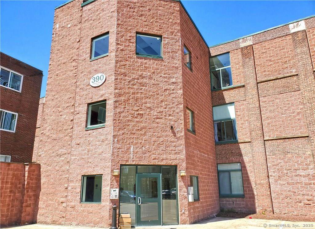 390 Charles Street - Photo 1