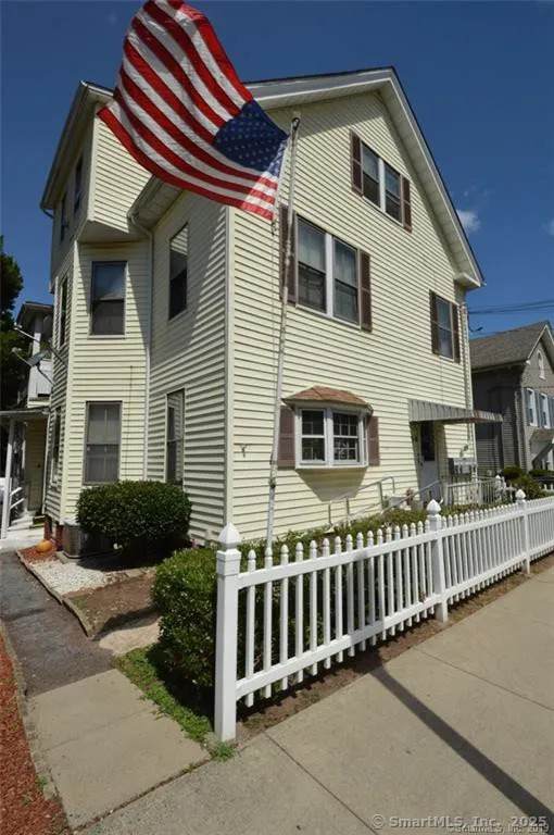 36 Lewis Avenue - Photo 1