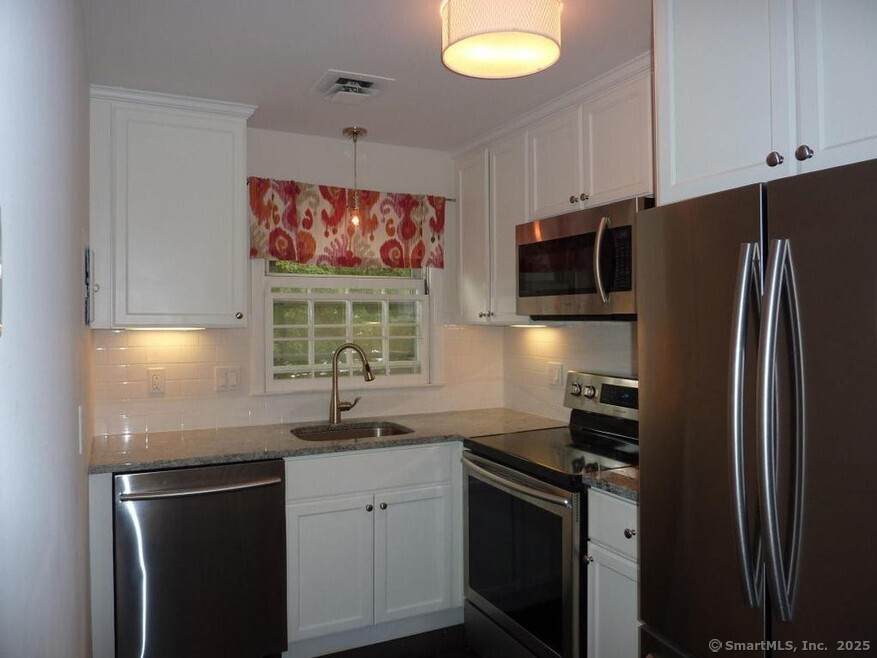 62 Heritage Hill Road - Photo 1