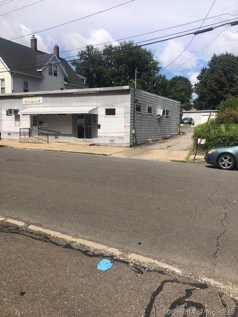 15B Elm Street - Photo 1