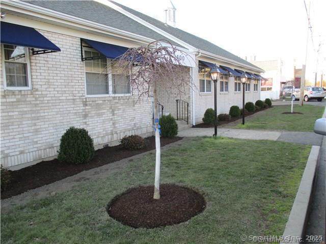 400 Post Road - Photo 1