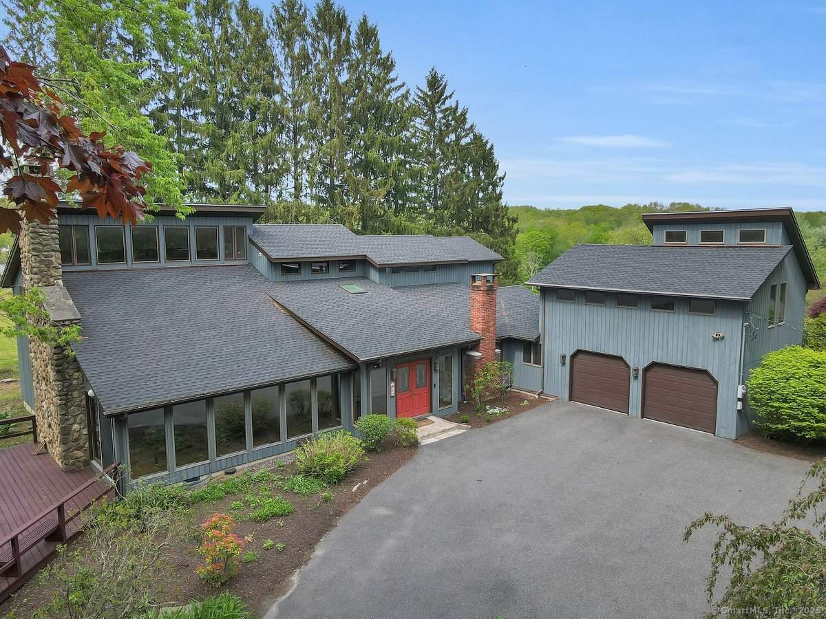 89 East Street - Photo 1