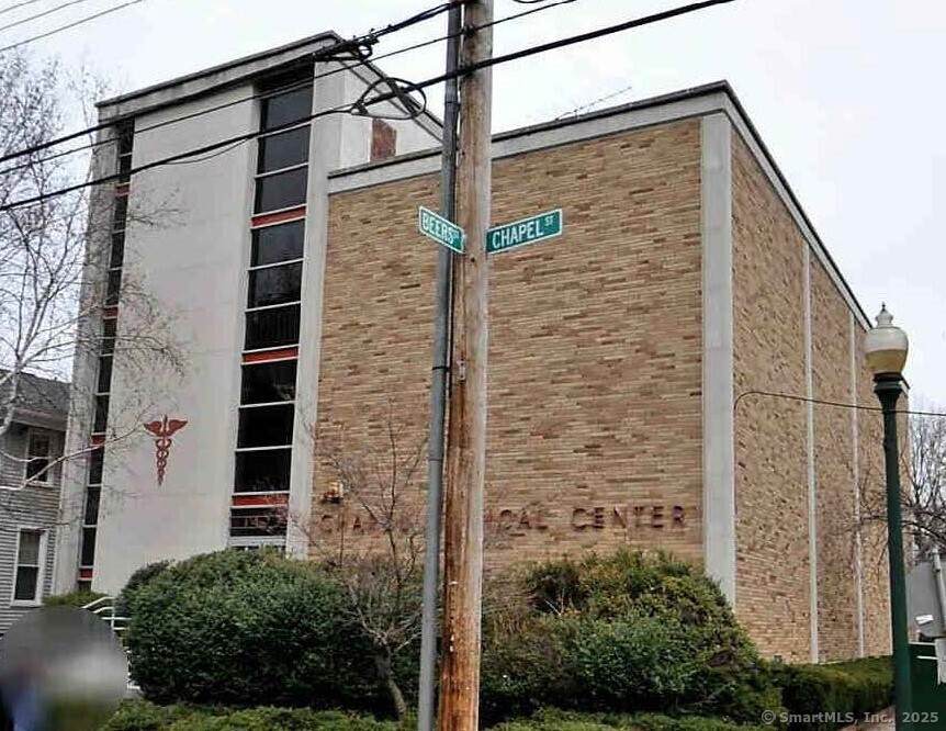 1423 Chapel Street - Photo 1