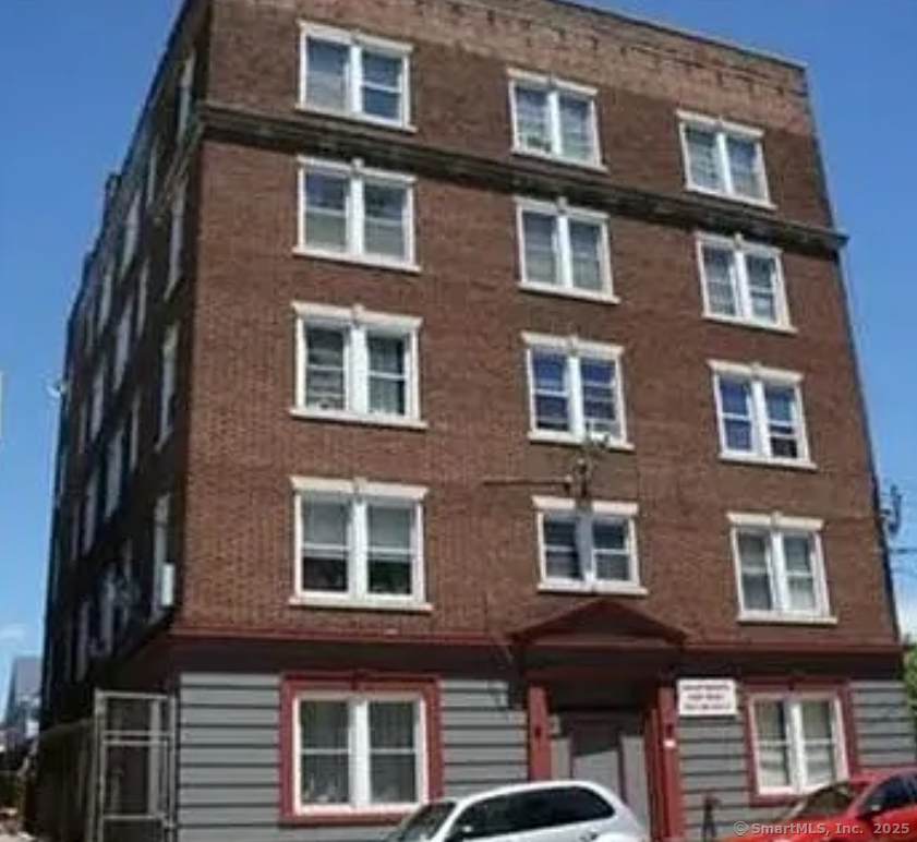 86 Pequonnock Street - Photo 1