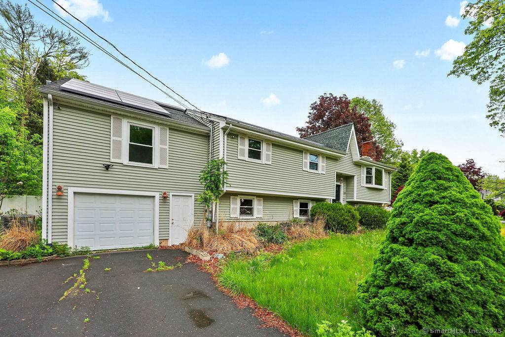 99 Redwood Drive - Photo 1