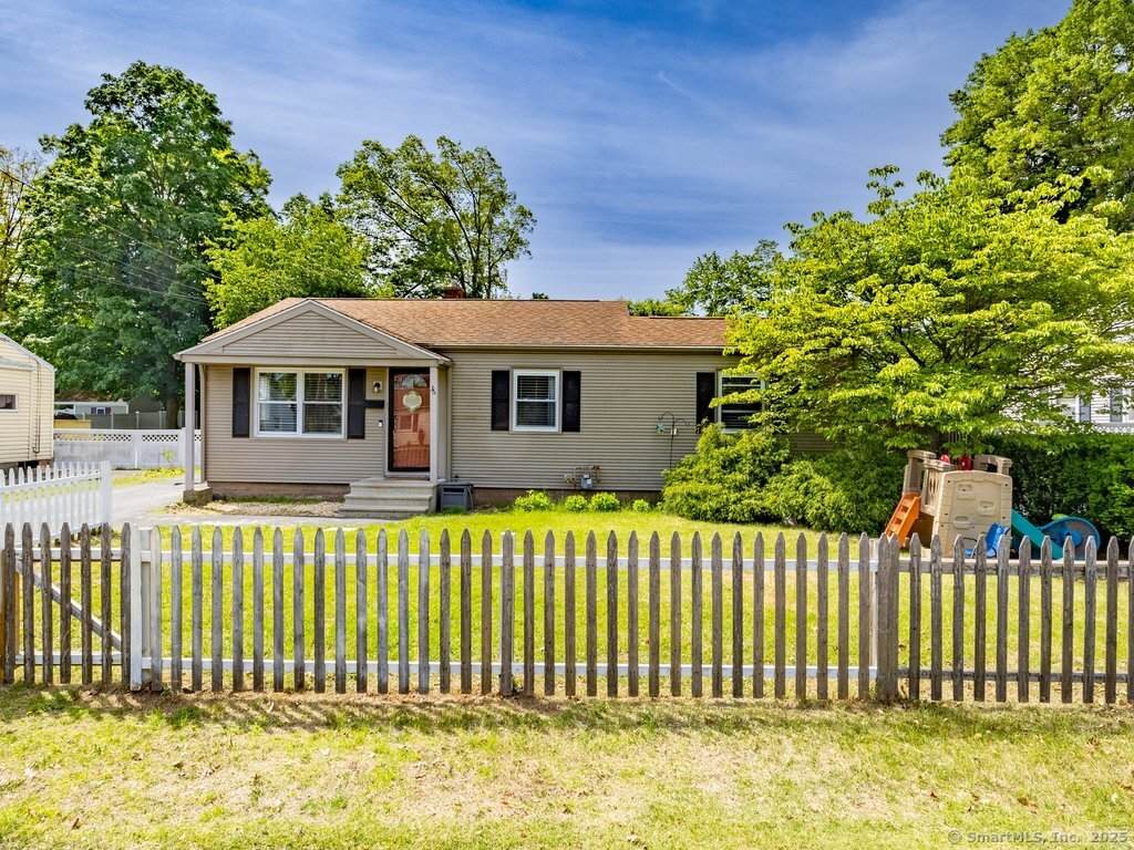36 Lawncrest Drive - Photo 1