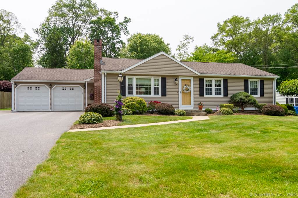 76 Delmar Drive - Photo 1