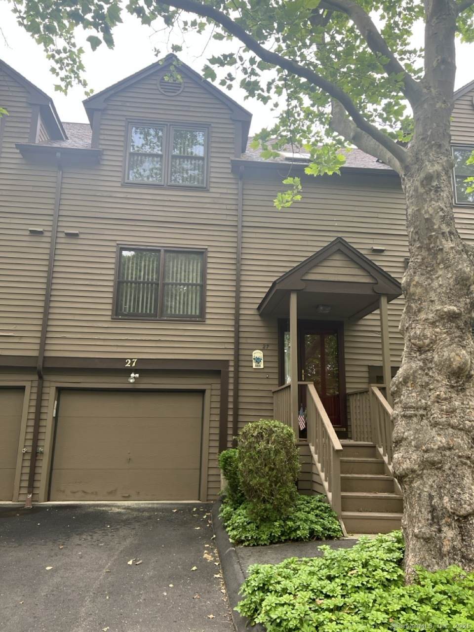 27 Rolling Ridge Road - Photo 1
