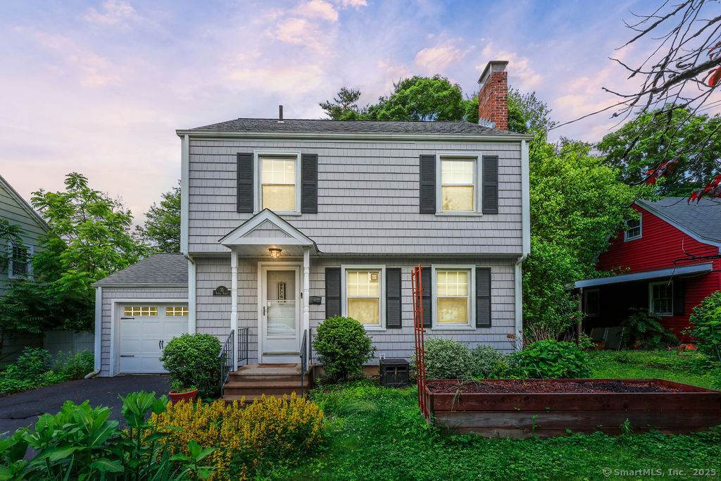 35 Tunxis Street - Photo 1