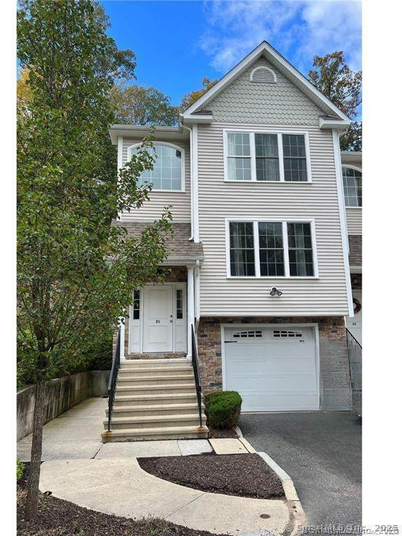 21 Old Oak Drive - Photo 1