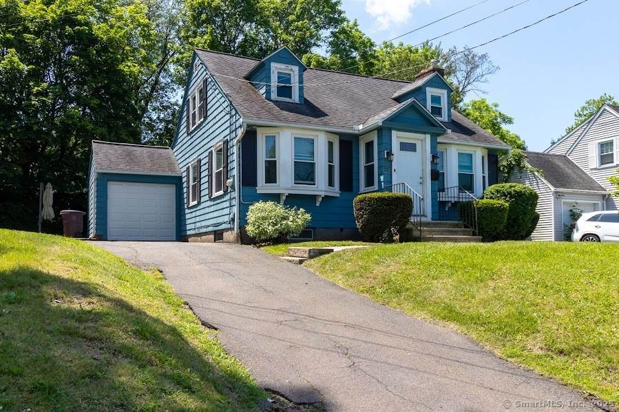 221 Commonwealth Avenue - Photo 1