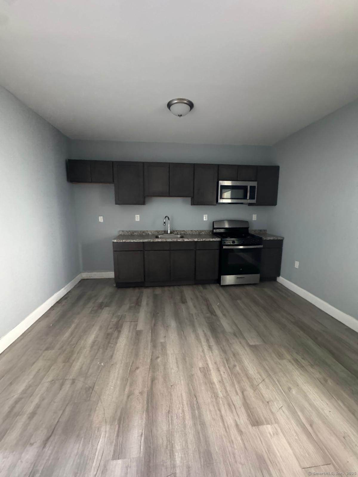 655 Maple Street - Photo 1