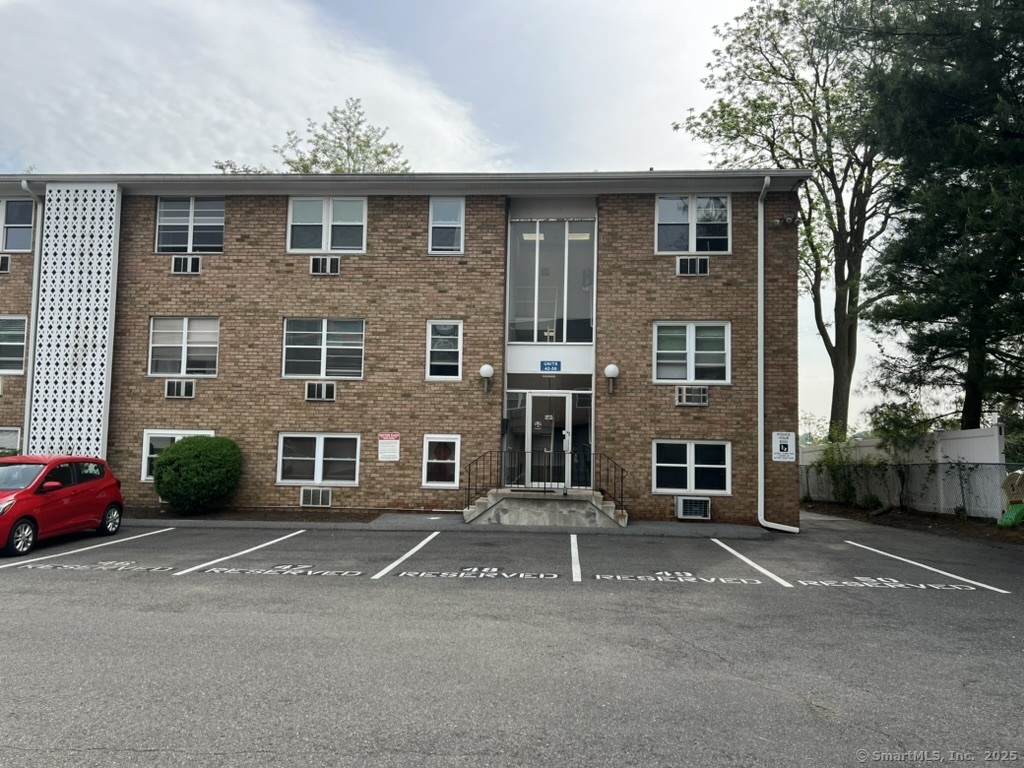 1 Walter Avenue - Photo 1