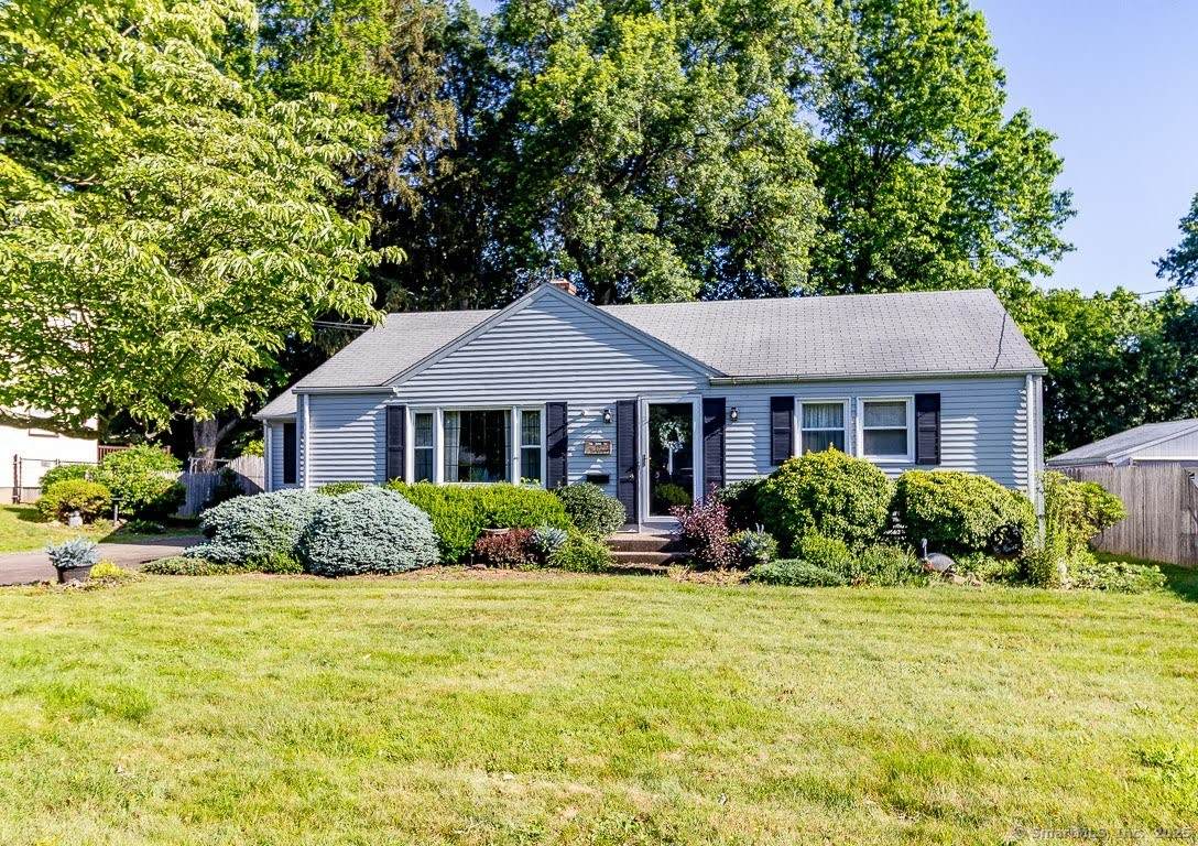 39 Mohawk Lane - Photo 1