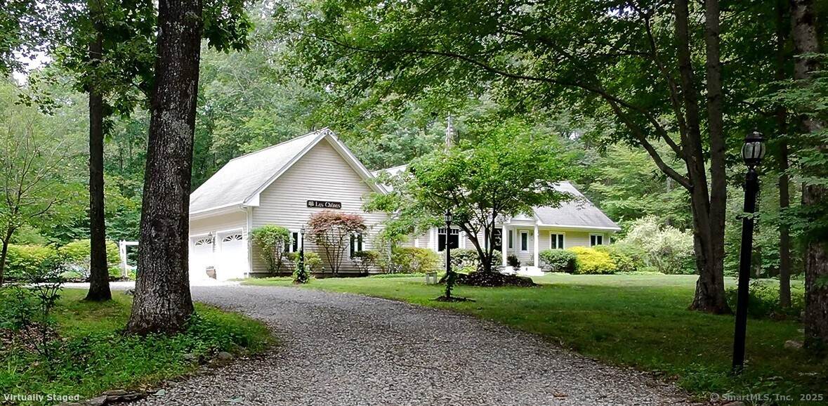 115 Center Road - Photo 1
