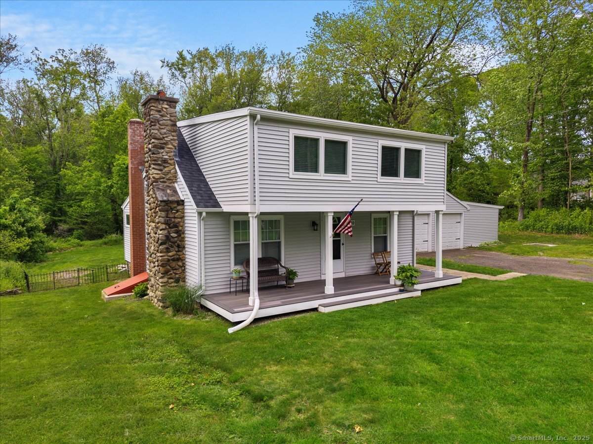 10 3rd Avenue - Photo 1
