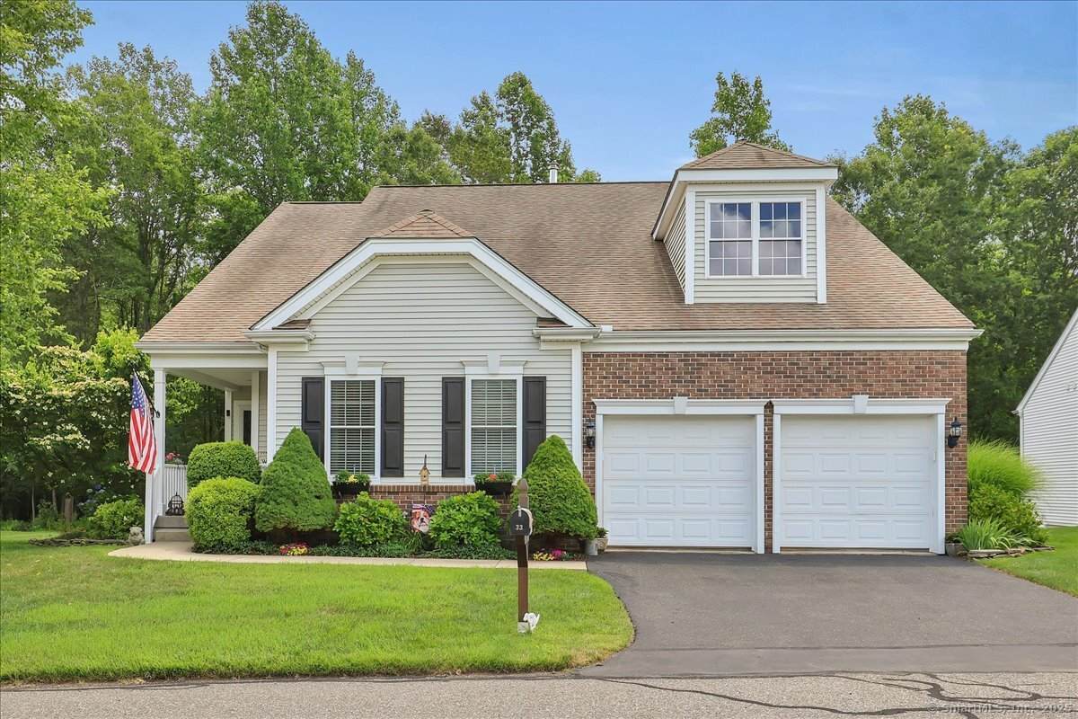33 Wadsworth Lane - Photo 1