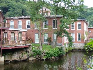150 Yantic Street - Photo 1