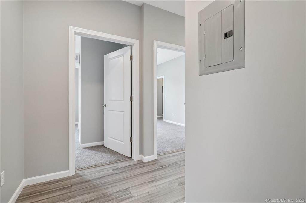 10 Steele Boulevard - Photo 1