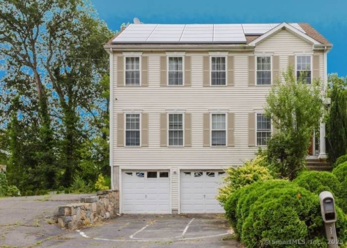 32 Marshall Avenue - Photo 1