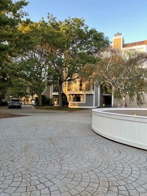 69 Harbour Close - Photo 1