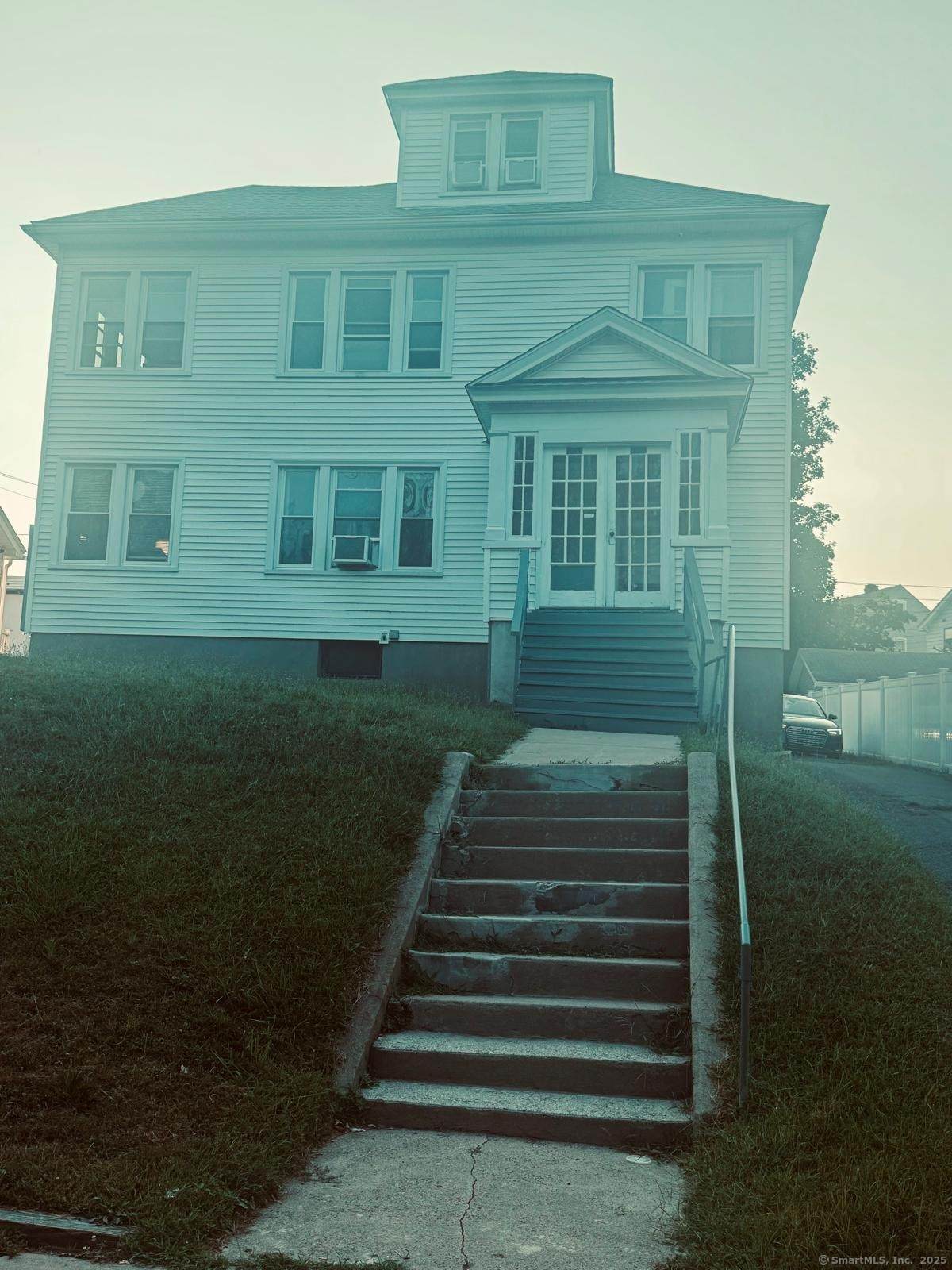 1075 Maple Avenue - Photo 1