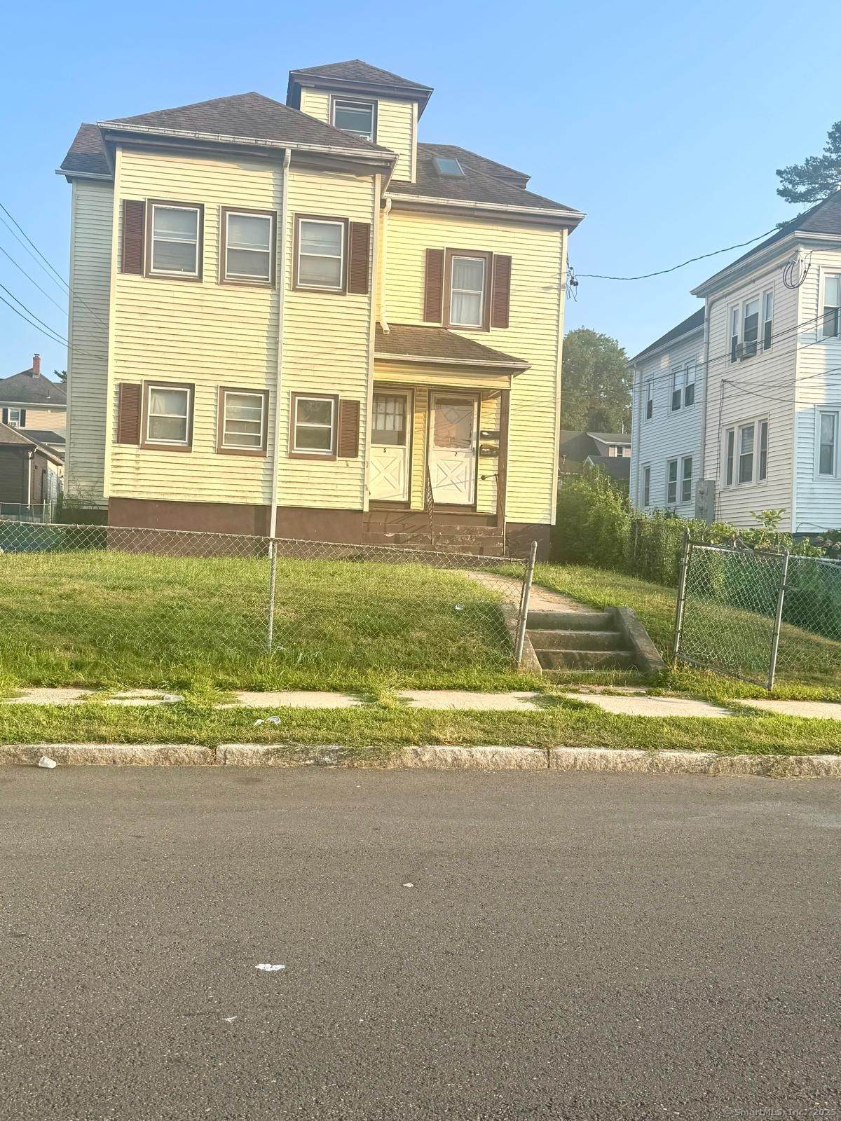 5 Arlington Street - Photo 1