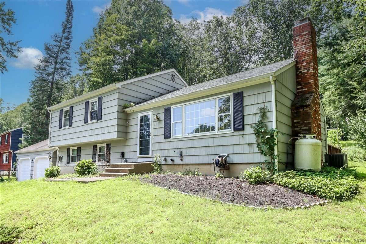 21 Chimney Drive - Photo 1