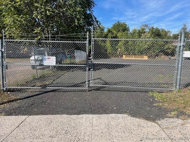 250 Pratt Street - Photo 1