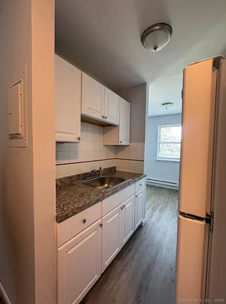 217 Hollister Avenue - Photo 1