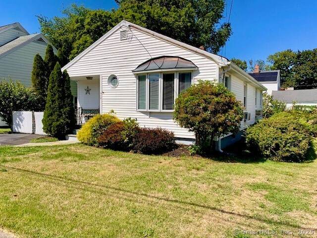 412 Jackson Avenue - Photo 1