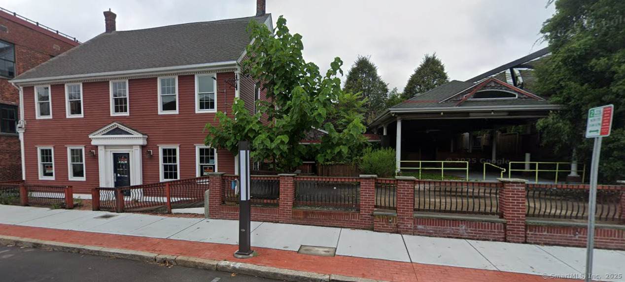 109-111 Bank Street - Photo 1