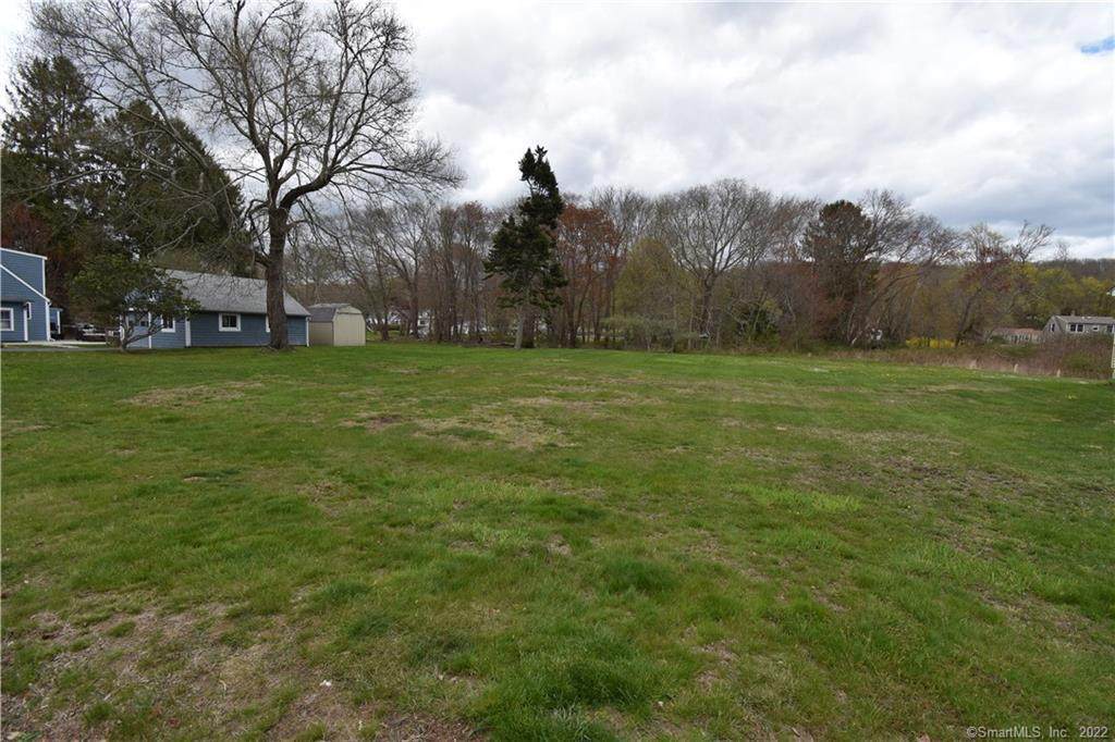 215 Pequotsepos Rd Extension - Photo 1