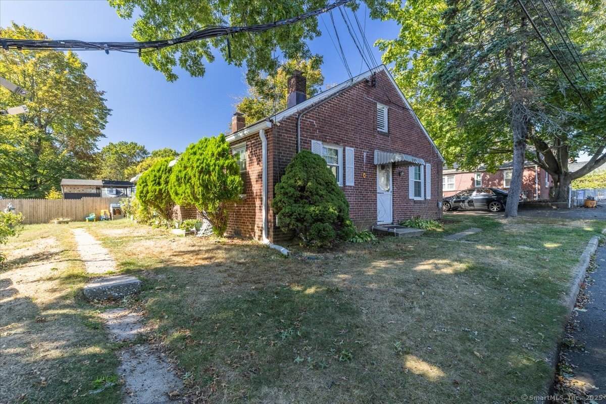 125-127 Alexander Drive - Photo 1
