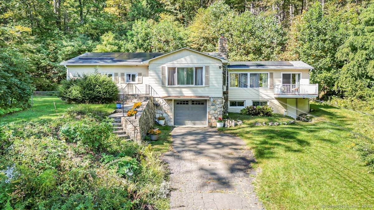 153 Shortwoods Road - Photo 1